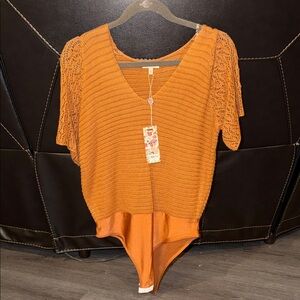 Gimmicks by BKE Orange Knit V-Neck Bodysuit